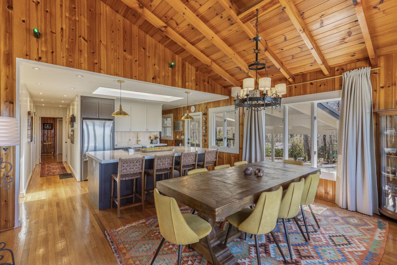 Highlands, North Carolina, 28741, United States, 3 Bedrooms Bedrooms, ,2 BathroomsBathrooms,Residential,For Sale,1756164