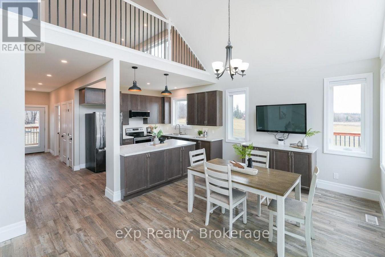 Chatsworth, ON, N0H2V0, Canada, 4 Bedrooms Bedrooms, ,Residential,For Sale,1756692