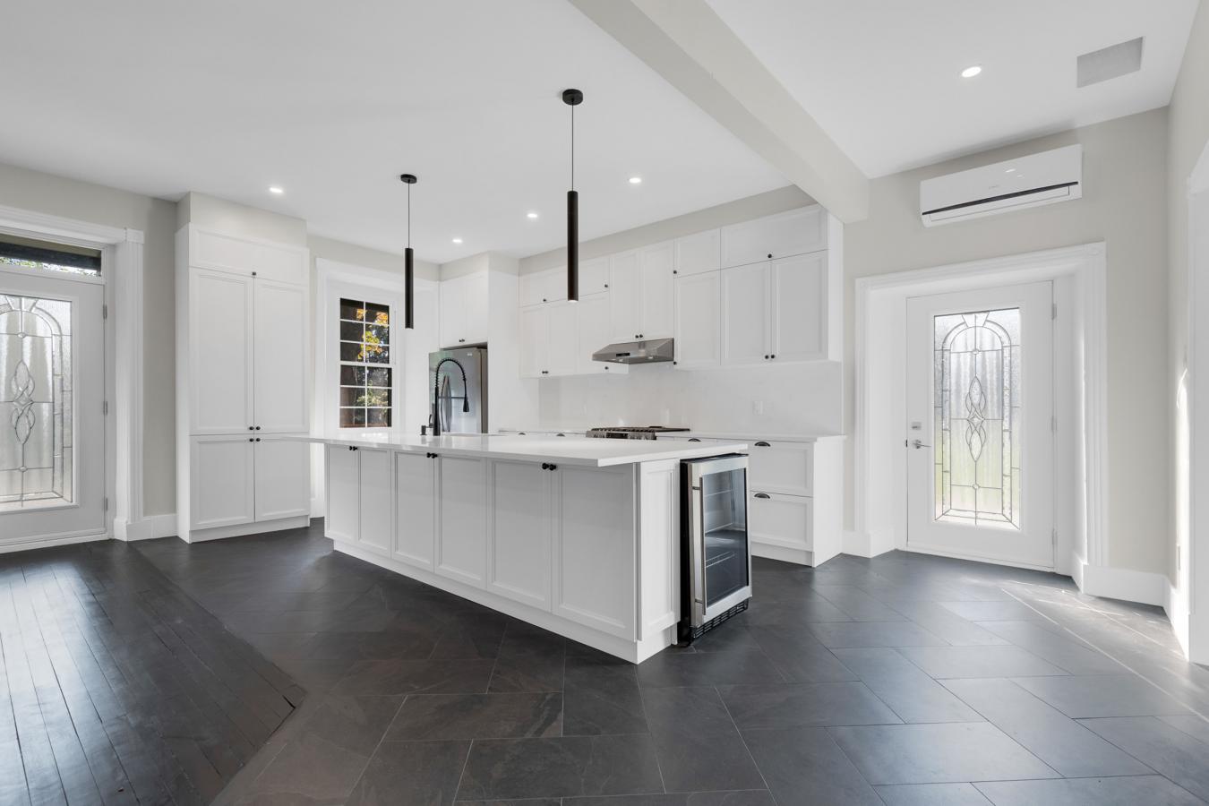 Saint-André-d'Argenteuil, QC, J0V 1X0, Canada, 4 Bedrooms Bedrooms, ,2 BathroomsBathrooms,Residential,For Sale,1756163