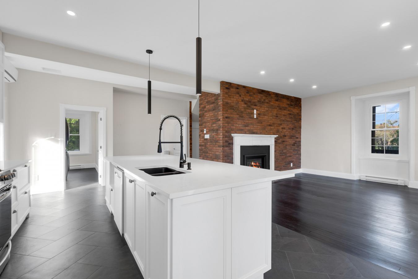 Saint-André-d'Argenteuil, QC, J0V 1X0, Canada, 4 Bedrooms Bedrooms, ,2 BathroomsBathrooms,Residential,For Sale,1756163
