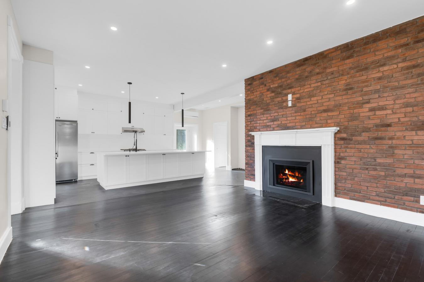 Saint-André-d'Argenteuil, QC, J0V 1X0, Canada, 4 Bedrooms Bedrooms, ,2 BathroomsBathrooms,Residential,For Sale,1756163