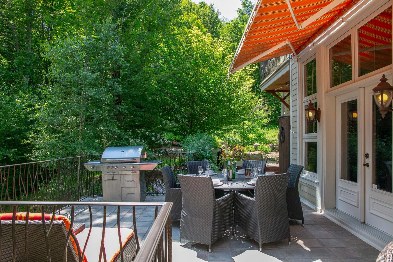 Béthanie, QC, J0H 1E1, Canada, 3 Bedrooms Bedrooms, ,3 BathroomsBathrooms,Residential,For Sale,1757235