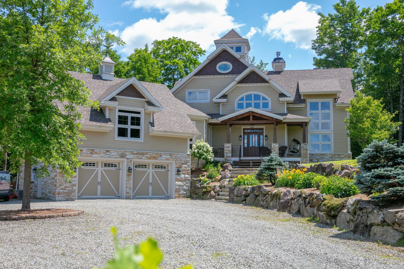 Béthanie, QC, J0H 1E1, Canada, 3 Bedrooms Bedrooms, ,3 BathroomsBathrooms,Residential,For Sale,1757235
