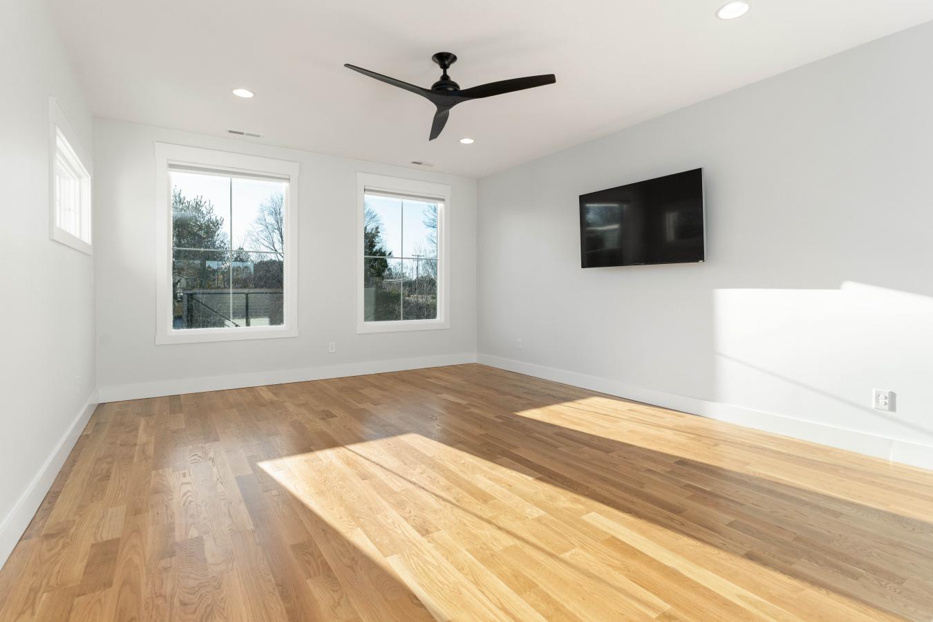 Mooresville, North Carolina, 28117, United States, 2 Bedrooms Bedrooms, ,3 BathroomsBathrooms,Residential,For Sale,1757218