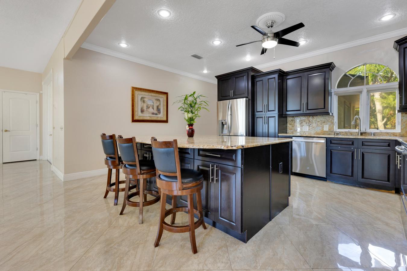 Kissimmee, Florida, 34744, United States, 5 Bedrooms Bedrooms, ,4 BathroomsBathrooms,Residential,For Sale,1757216