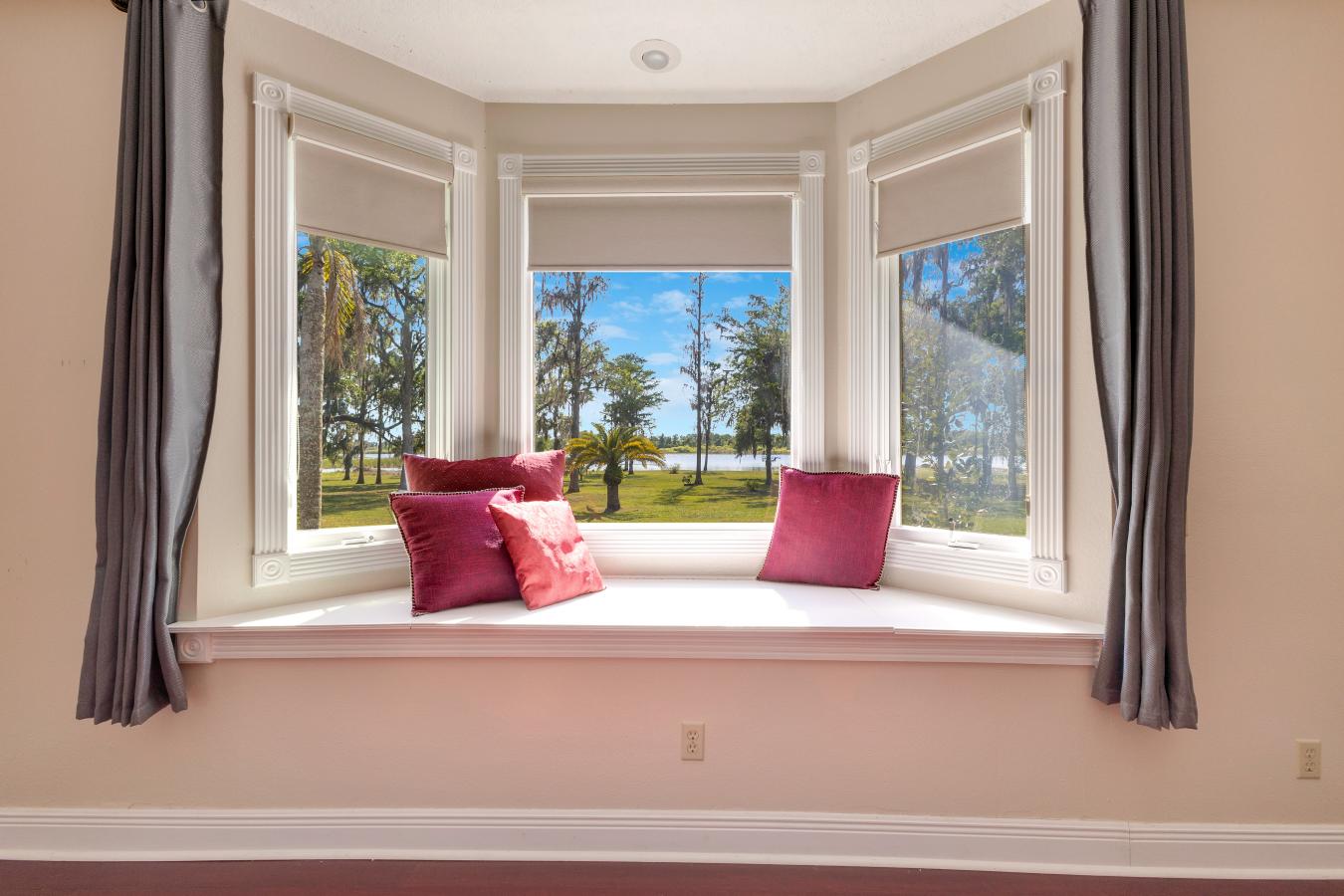 Kissimmee, Florida, 34744, United States, 5 Bedrooms Bedrooms, ,4 BathroomsBathrooms,Residential,For Sale,1757216