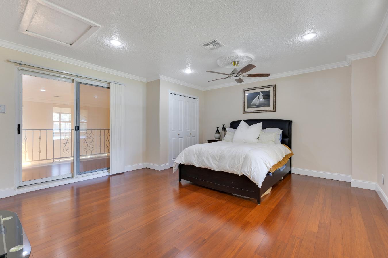 Kissimmee, Florida, 34744, United States, 5 Bedrooms Bedrooms, ,4 BathroomsBathrooms,Residential,For Sale,1757216