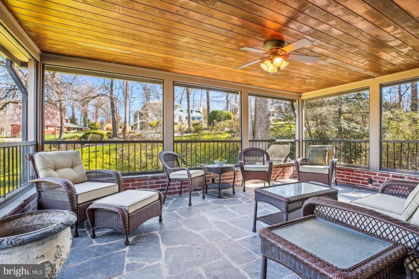 Rockville, Maryland, 20853, United States, 6 Bedrooms Bedrooms, ,4 BathroomsBathrooms,Residential,For Sale,1761521