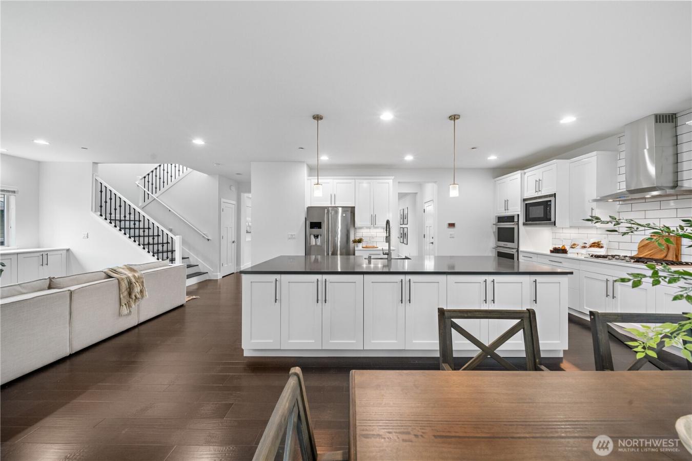 Bothell, Washington, 98011, United States, 5 Bedrooms Bedrooms, ,2 BathroomsBathrooms,Residential,For Sale,1757210