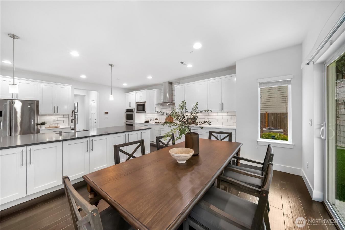 Bothell, Washington, 98011, United States, 5 Bedrooms Bedrooms, ,2 BathroomsBathrooms,Residential,For Sale,1757210