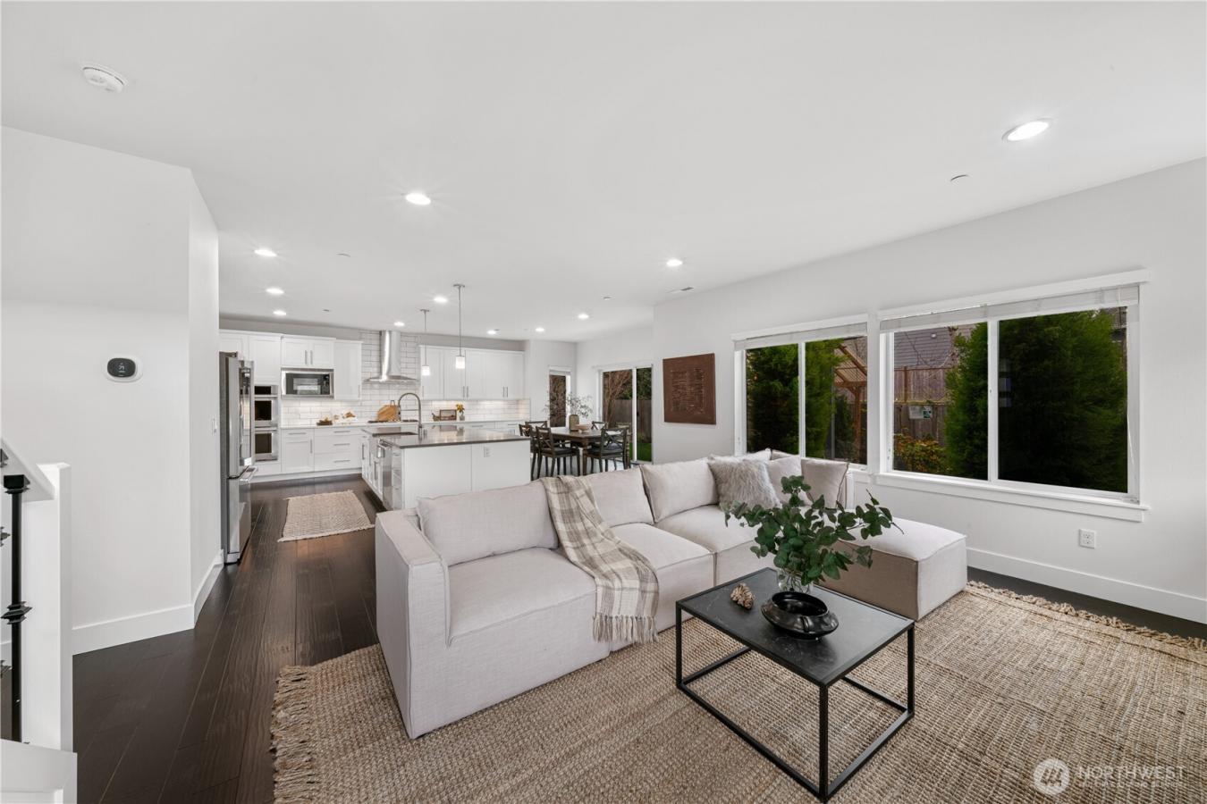 Bothell, Washington, 98011, United States, 5 Bedrooms Bedrooms, ,2 BathroomsBathrooms,Residential,For Sale,1757210