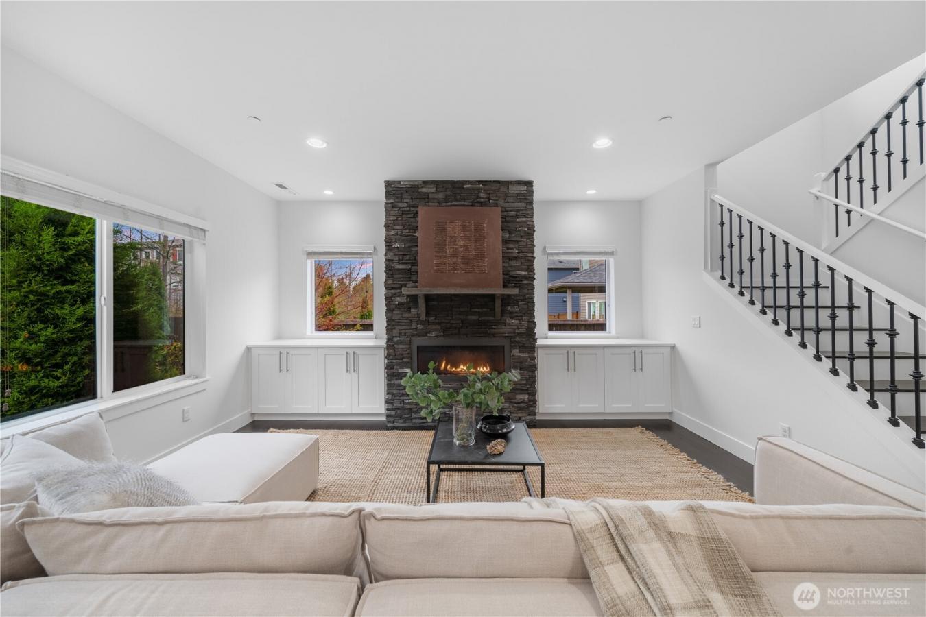 Bothell, Washington, 98011, United States, 5 Bedrooms Bedrooms, ,2 BathroomsBathrooms,Residential,For Sale,1757210