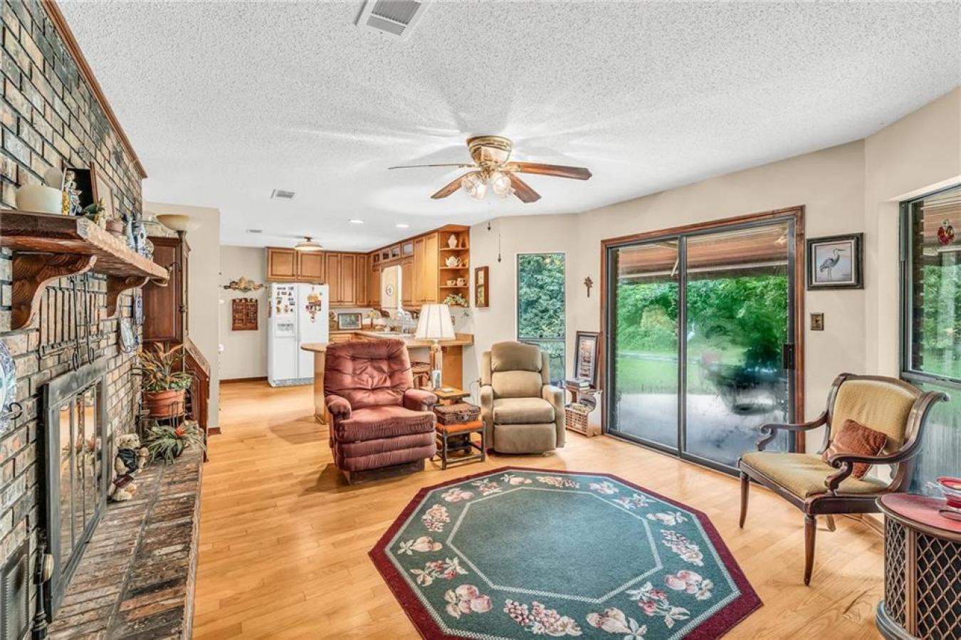 Fairhope, Alabama, 36532, United States, 4 Bedrooms Bedrooms, ,2 BathroomsBathrooms,Residential,For Sale,1757580