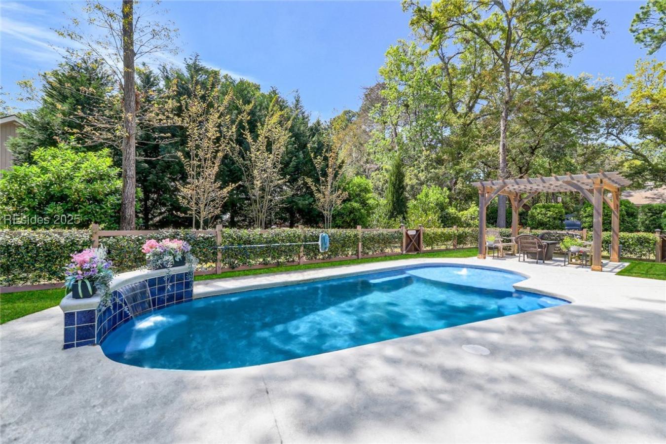 Hilton Head Island, South Carolina, 29926, United States, 5 Bedrooms Bedrooms, ,4 BathroomsBathrooms,Residential,For Sale,1761517