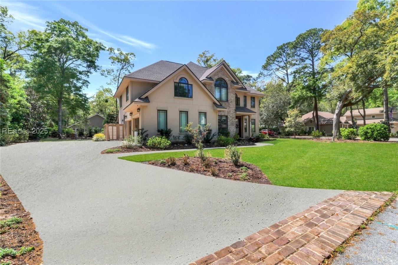 Hilton Head Island, South Carolina, 29926, United States, 5 Bedrooms Bedrooms, ,4 BathroomsBathrooms,Residential,For Sale,1761517