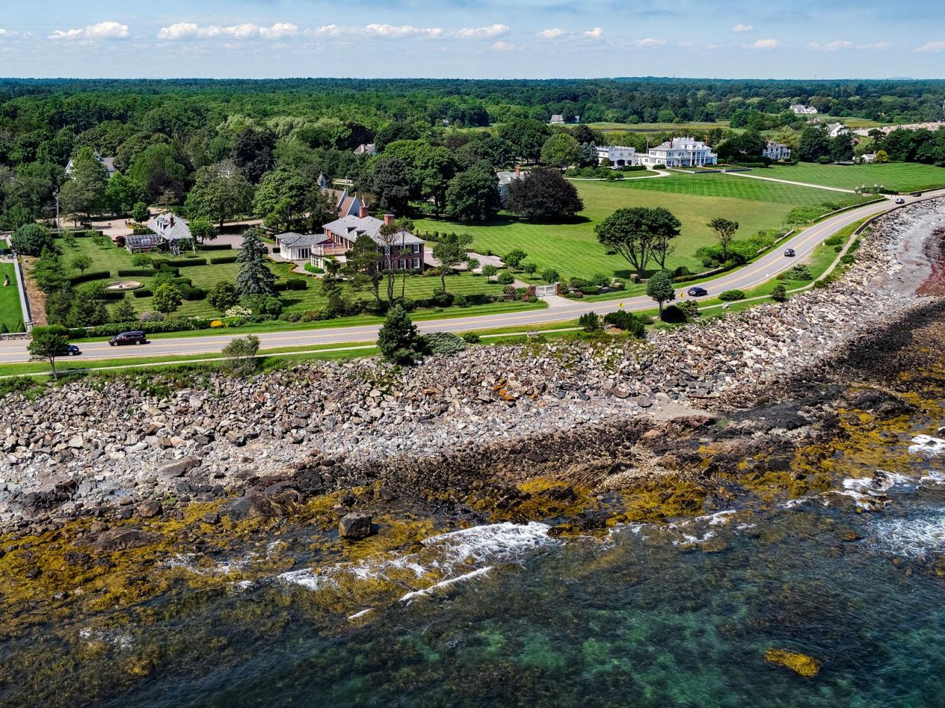North Hampton, New Hampshire, 03862, United States, ,Residential,For Sale,1761516
