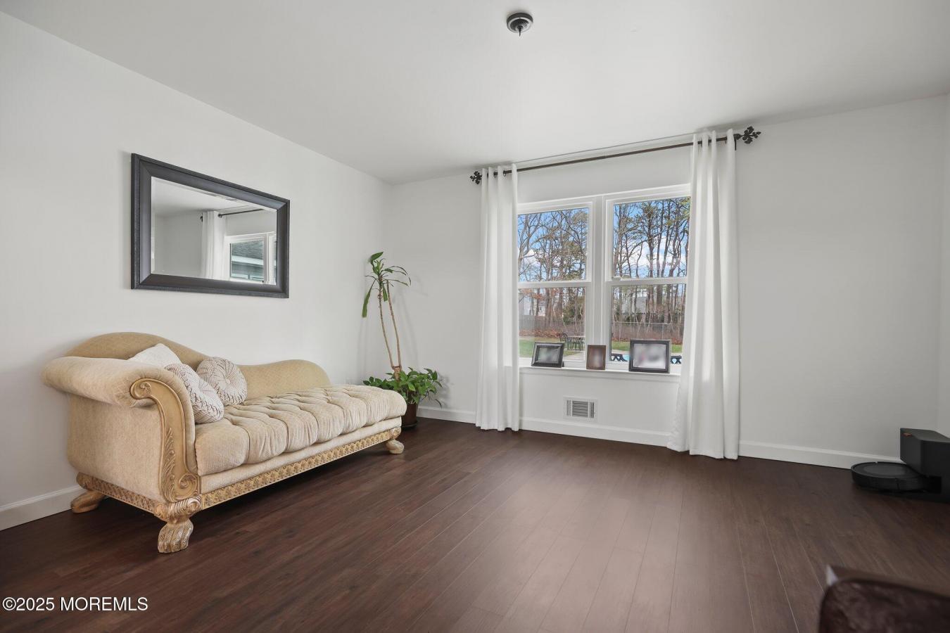 Barnegat, New Jersey, 08005, United States, 4 Bedrooms Bedrooms, ,2 BathroomsBathrooms,Residential,For Sale,1761515