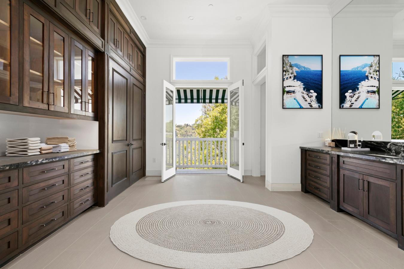 Beverly Hills, California, 90210, United States, 7 Bedrooms Bedrooms, ,13 BathroomsBathrooms,Residential,For Sale,1757170