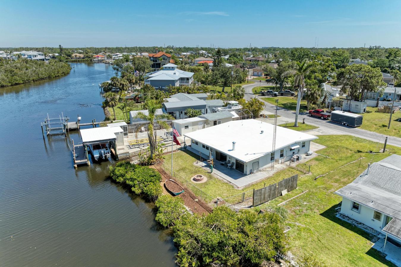 Nokomis, Florida, 34275, United States, 3 Bedrooms Bedrooms, ,2 BathroomsBathrooms,Residential,For Sale,1761512