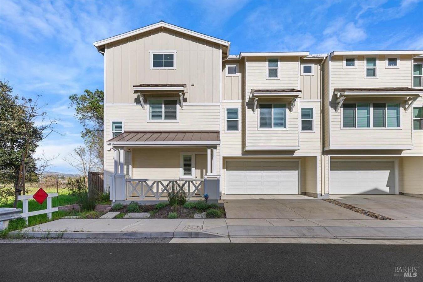 Santa Rosa, California, 95403, United States, 3 Bedrooms Bedrooms, ,2 BathroomsBathrooms,Residential,For Sale,1761511