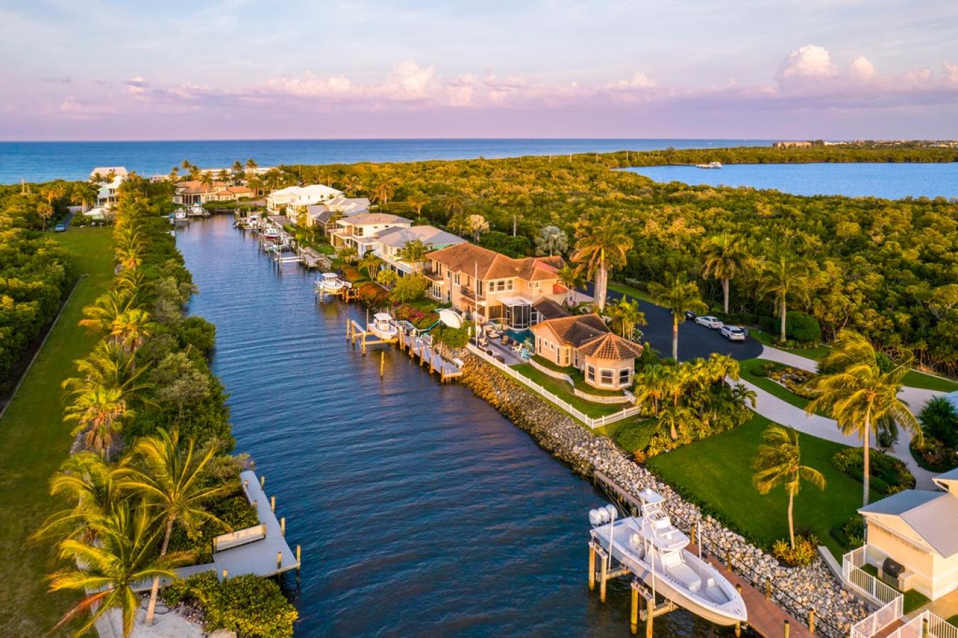 Jensen Beach, Florida, 34957, United States, 4 Bedrooms Bedrooms, ,3 BathroomsBathrooms,Residential,For Sale,1757165