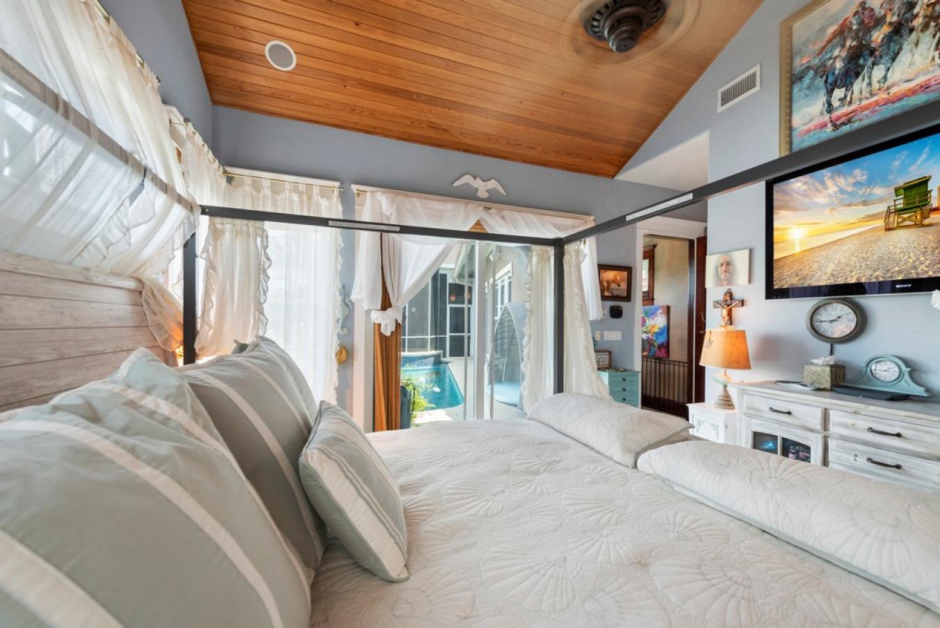 Jensen Beach, Florida, 34957, United States, 4 Bedrooms Bedrooms, ,3 BathroomsBathrooms,Residential,For Sale,1757165
