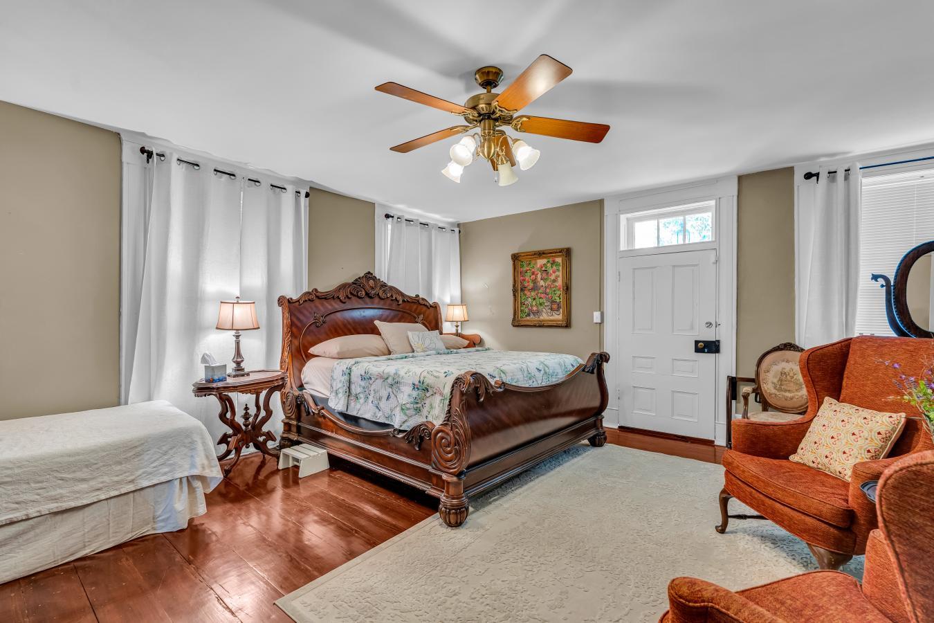 Starkville, Mississippi, 39759, United States, 6 Bedrooms Bedrooms, ,7 BathroomsBathrooms,Residential,For Sale,1757160