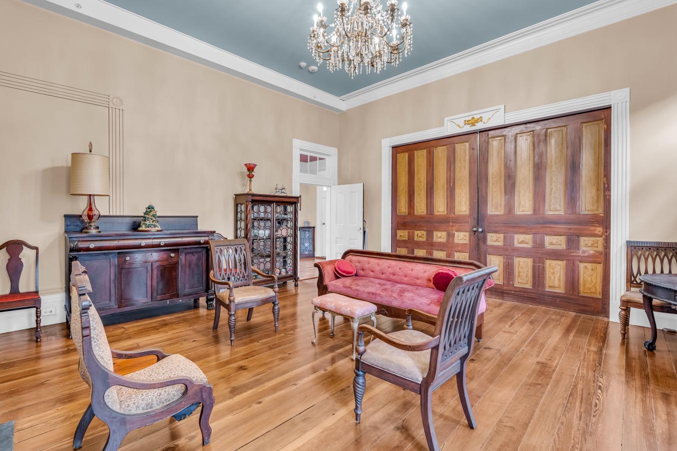 Starkville, Mississippi, 39759, United States, 6 Bedrooms Bedrooms, ,7 BathroomsBathrooms,Residential,For Sale,1757160