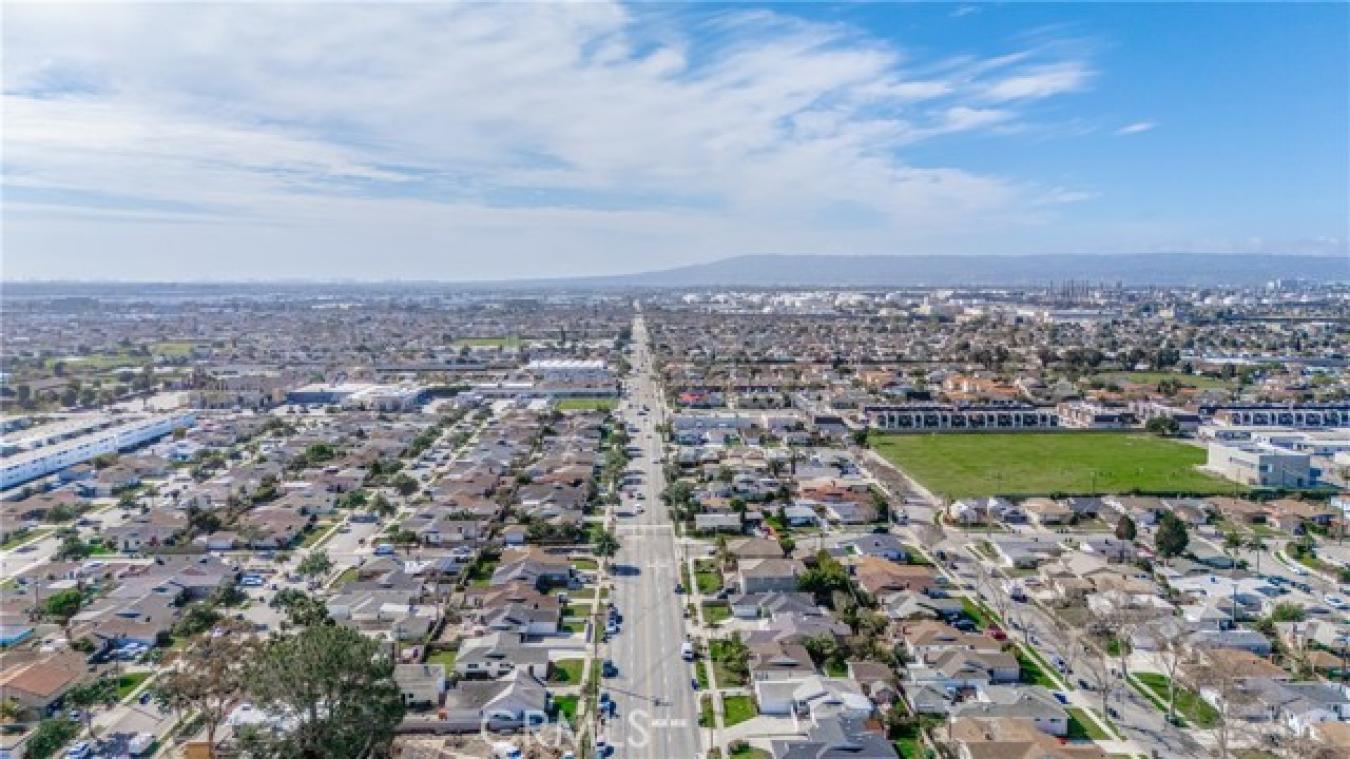 Torrance, California, 90504, United States, 3 Bedrooms Bedrooms, ,2 BathroomsBathrooms,Residential,For Sale,1761506