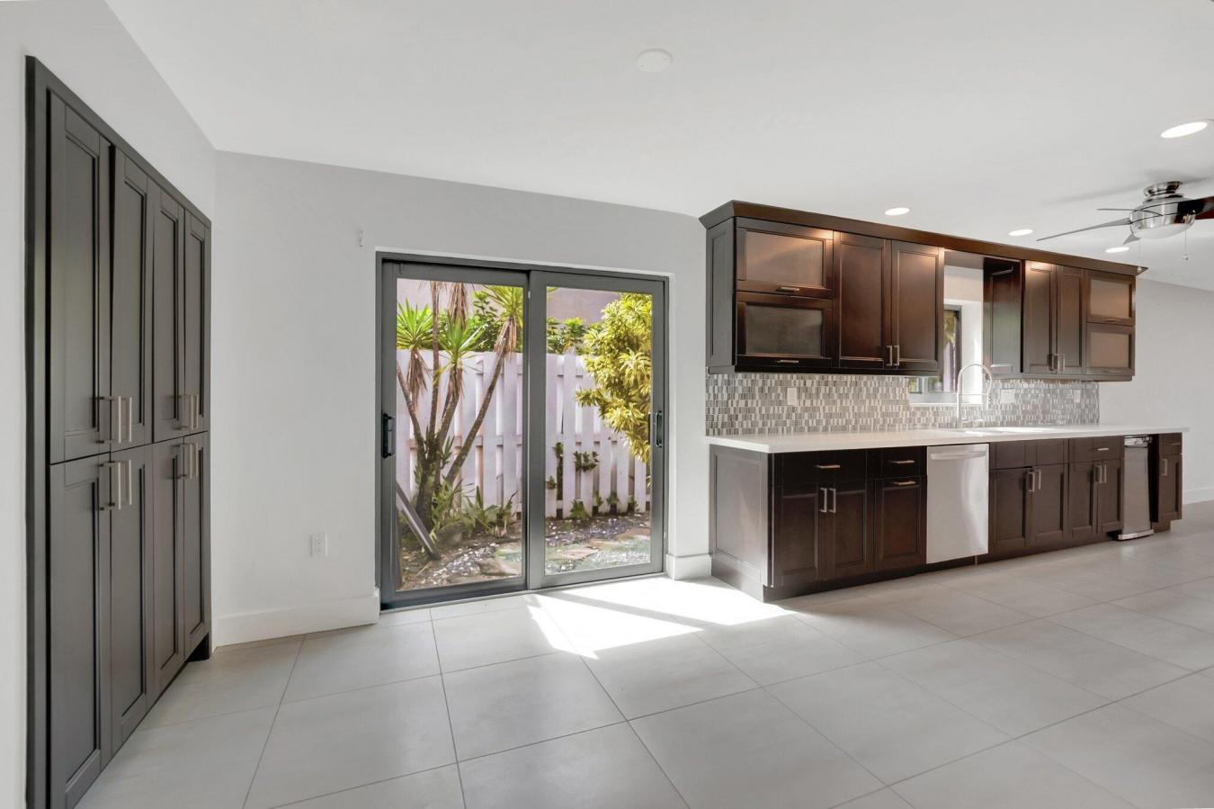 Deerfield Beach, Florida, 33442, United States, 3 Bedrooms Bedrooms, ,2 BathroomsBathrooms,Residential,For Sale,1761500