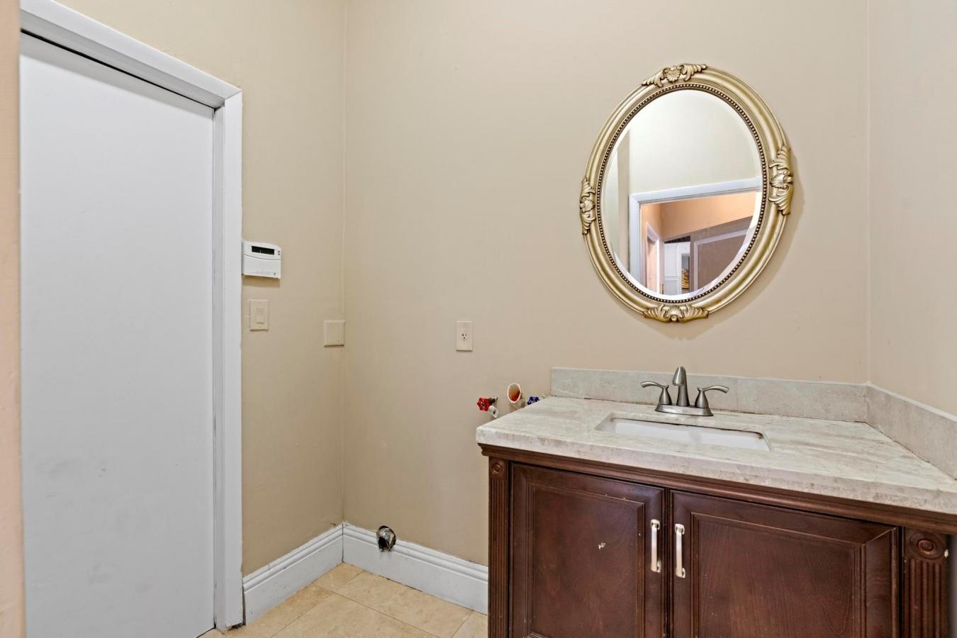 Coral Springs, Florida, 33067, United States, 5 Bedrooms Bedrooms, ,3 BathroomsBathrooms,Residential,For Sale,1761497