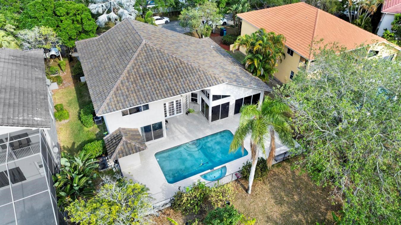 Coral Springs, Florida, 33067, United States, 5 Bedrooms Bedrooms, ,3 BathroomsBathrooms,Residential,For Sale,1761497