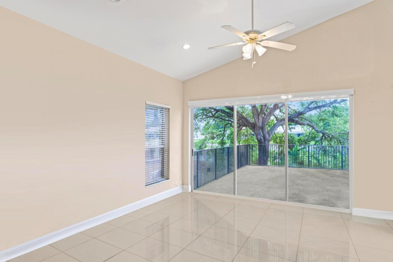 Coral Springs, Florida, 33067, United States, 5 Bedrooms Bedrooms, ,3 BathroomsBathrooms,Residential,For Sale,1761497