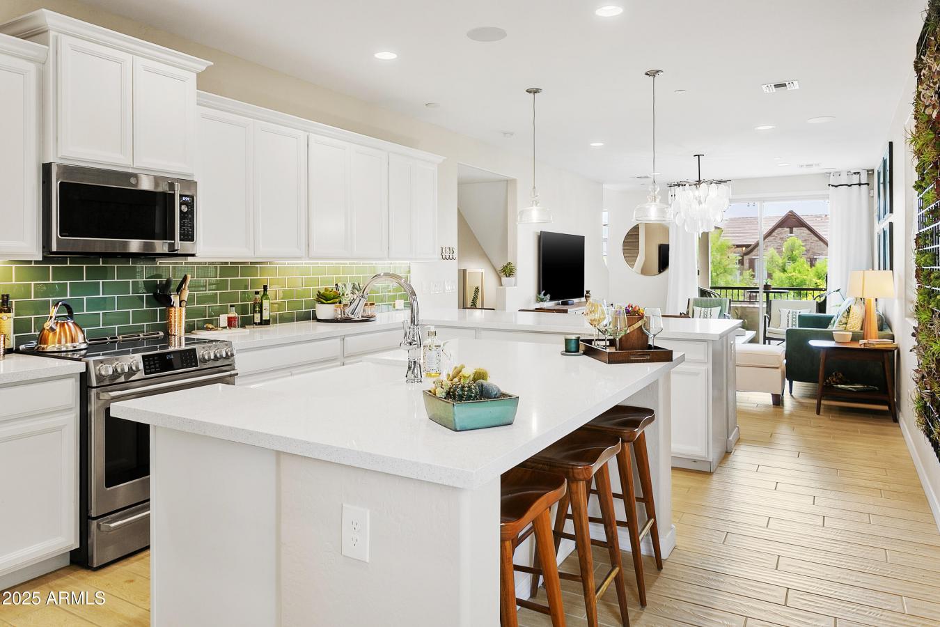 Gilbert, Arizona, 85295, United States, 2 Bedrooms Bedrooms, ,Residential,For Sale,1761494