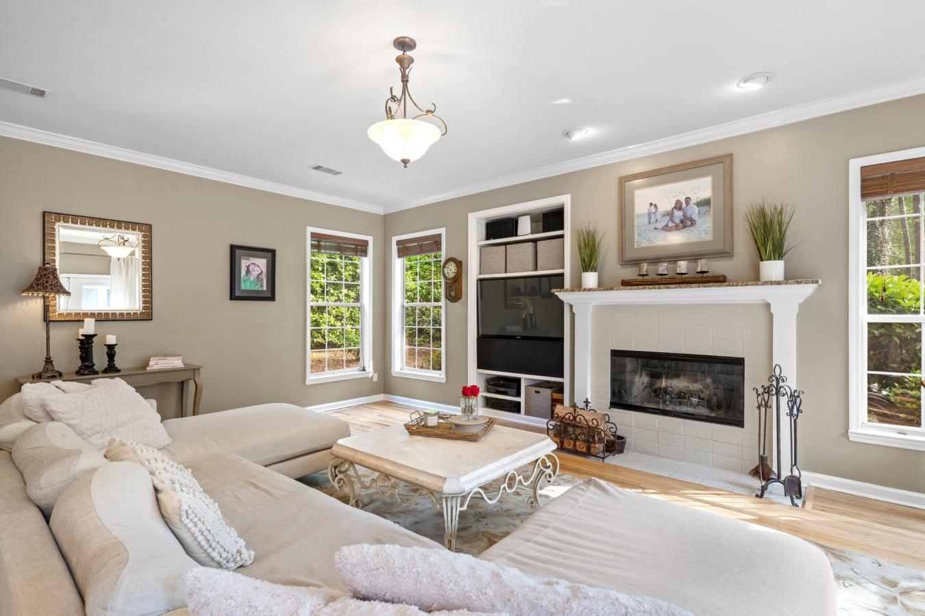 Tallahassee, Florida, 32312, United States, 5 Bedrooms Bedrooms, ,5 BathroomsBathrooms,Residential,For Sale,1761489