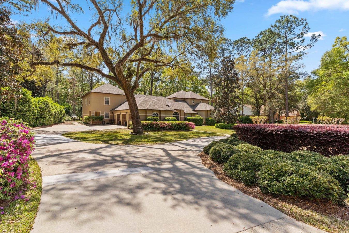 Tallahassee, Florida, 32312, United States, 5 Bedrooms Bedrooms, ,5 BathroomsBathrooms,Residential,For Sale,1761489