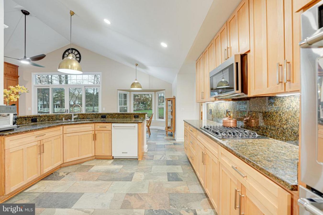 Haymarket, Virginia, 20169, United States, 3 Bedrooms Bedrooms, ,4 BathroomsBathrooms,Residential,For Sale,1762726