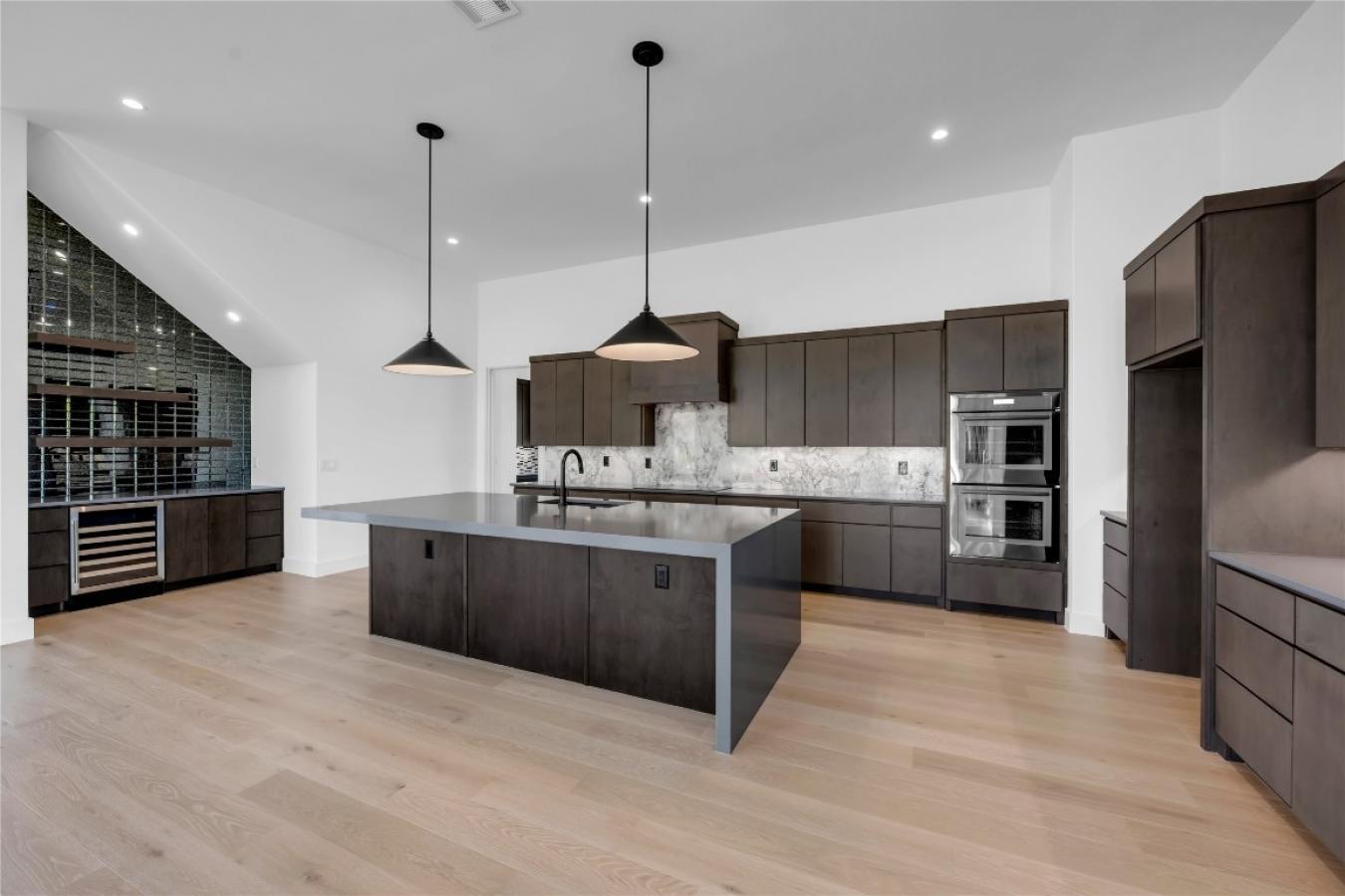 Horseshoe Bay, Texas, 78657, United States, 3 Bedrooms Bedrooms, ,3 BathroomsBathrooms,Residential,For Sale,1762725