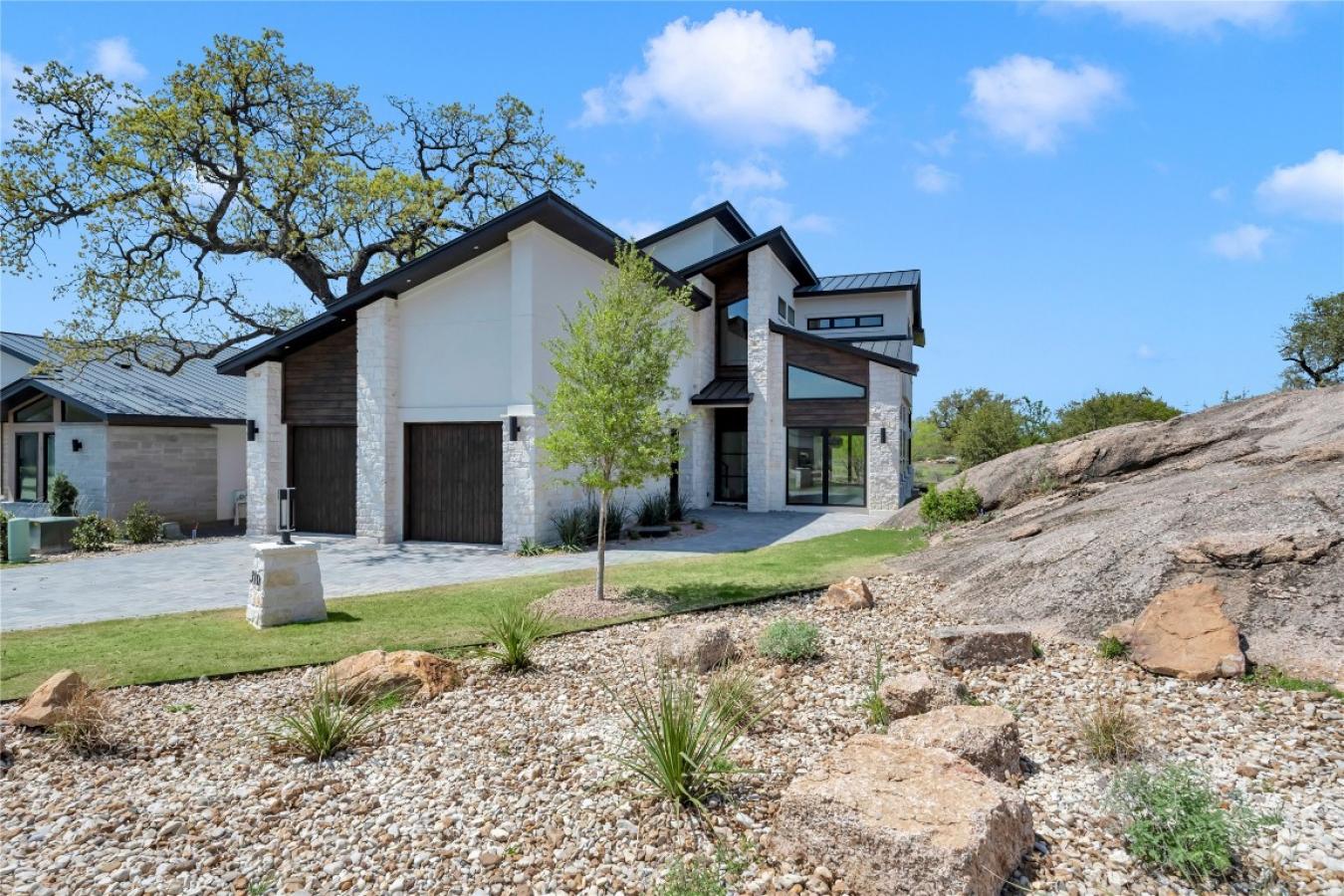 Horseshoe Bay, Texas, 78657, United States, 3 Bedrooms Bedrooms, ,3 BathroomsBathrooms,Residential,For Sale,1762725