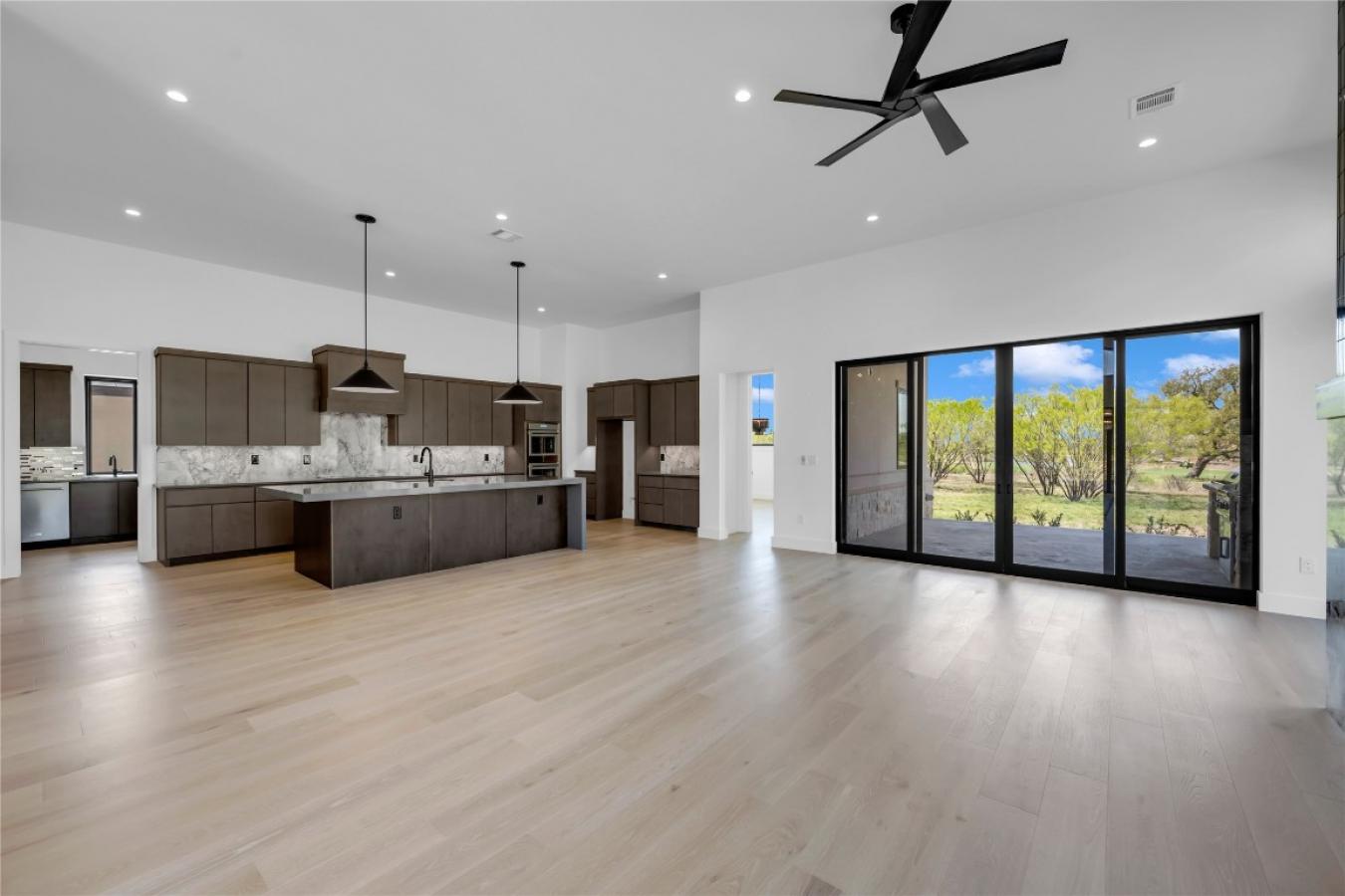 Horseshoe Bay, Texas, 78657, United States, 3 Bedrooms Bedrooms, ,3 BathroomsBathrooms,Residential,For Sale,1762725