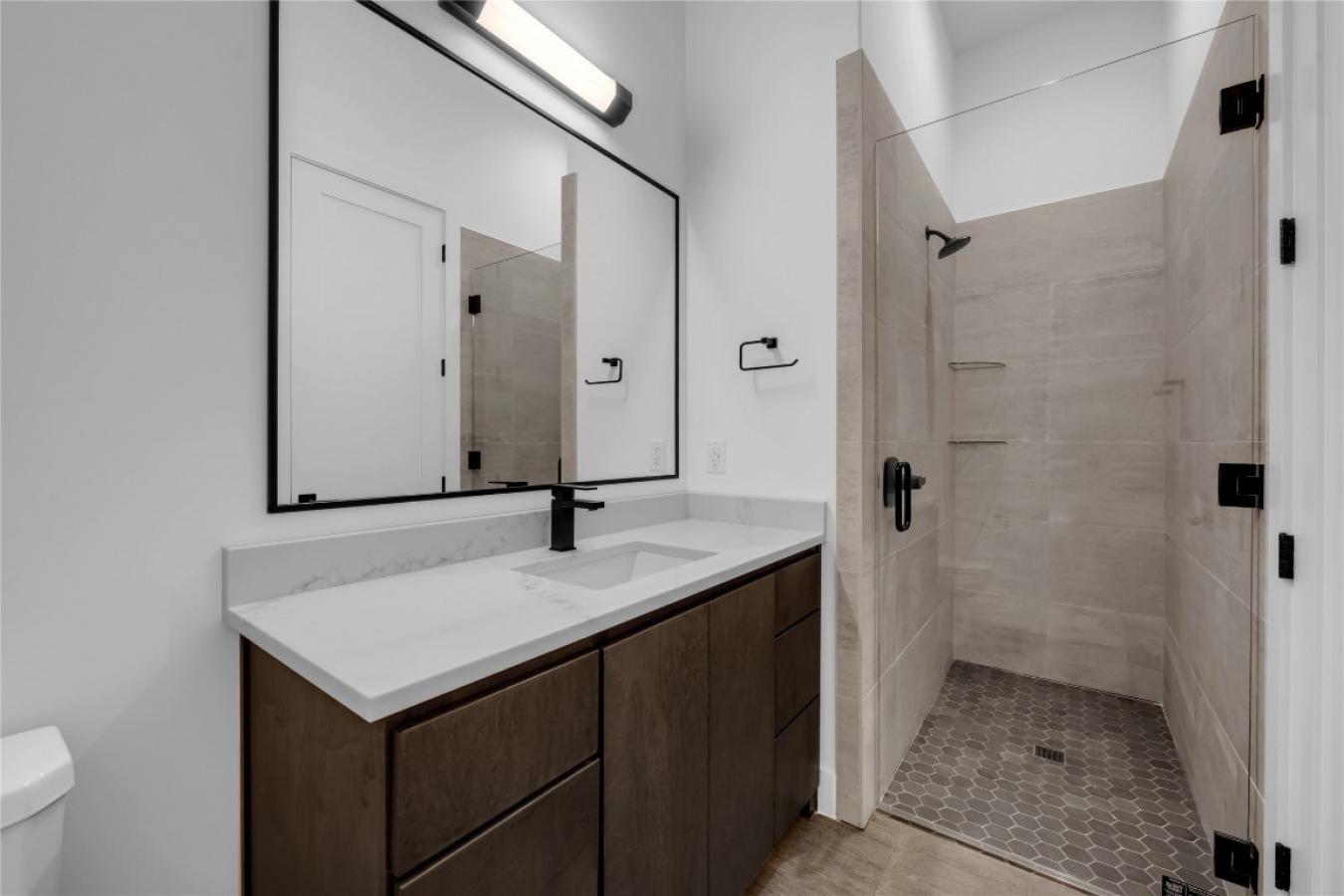 Horseshoe Bay, Texas, 78657, United States, 3 Bedrooms Bedrooms, ,3 BathroomsBathrooms,Residential,For Sale,1762724