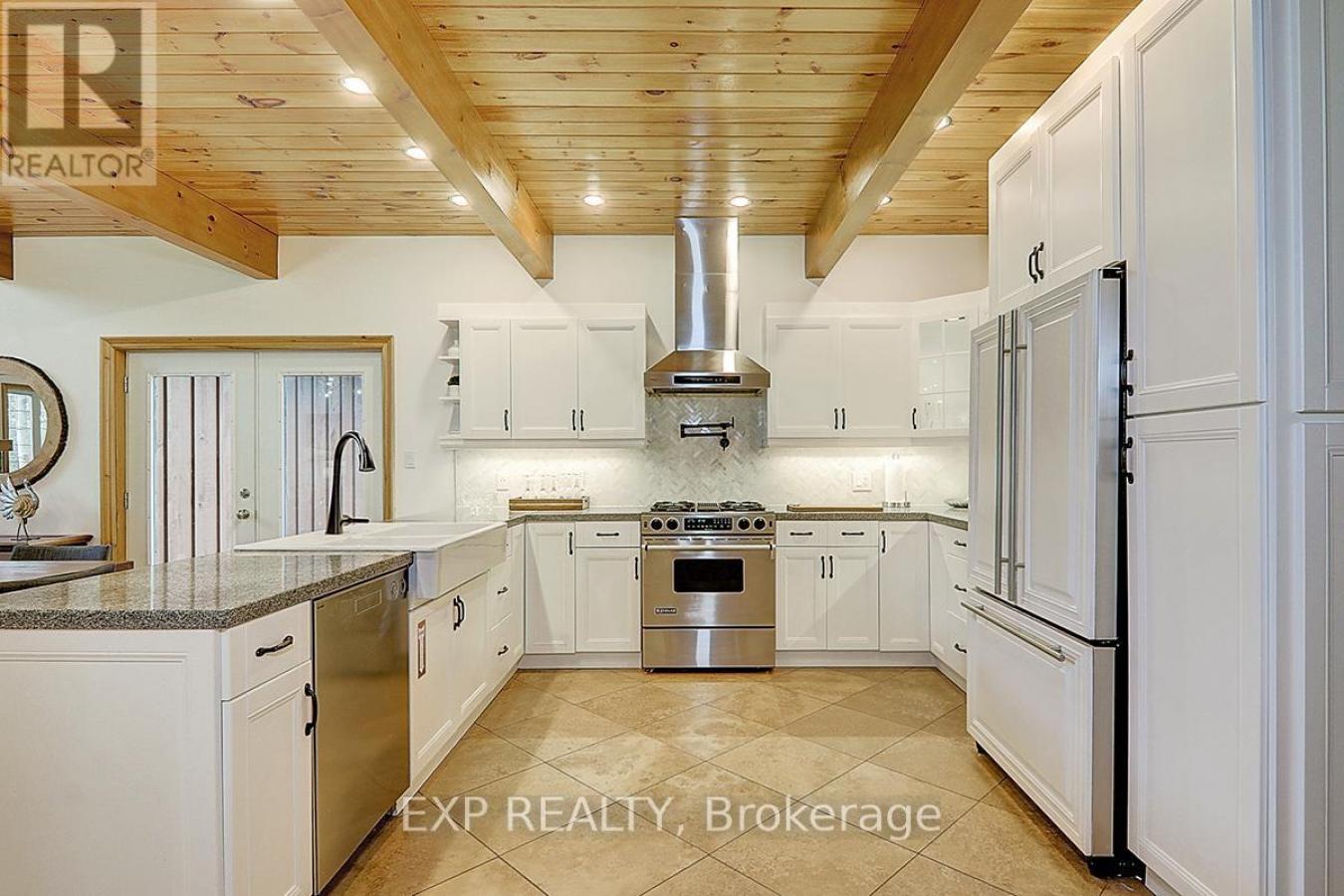 Collingwood, ON, L9Y0X2, Canada, 4 Bedrooms Bedrooms, ,4 BathroomsBathrooms,Residential,For Sale,1762718