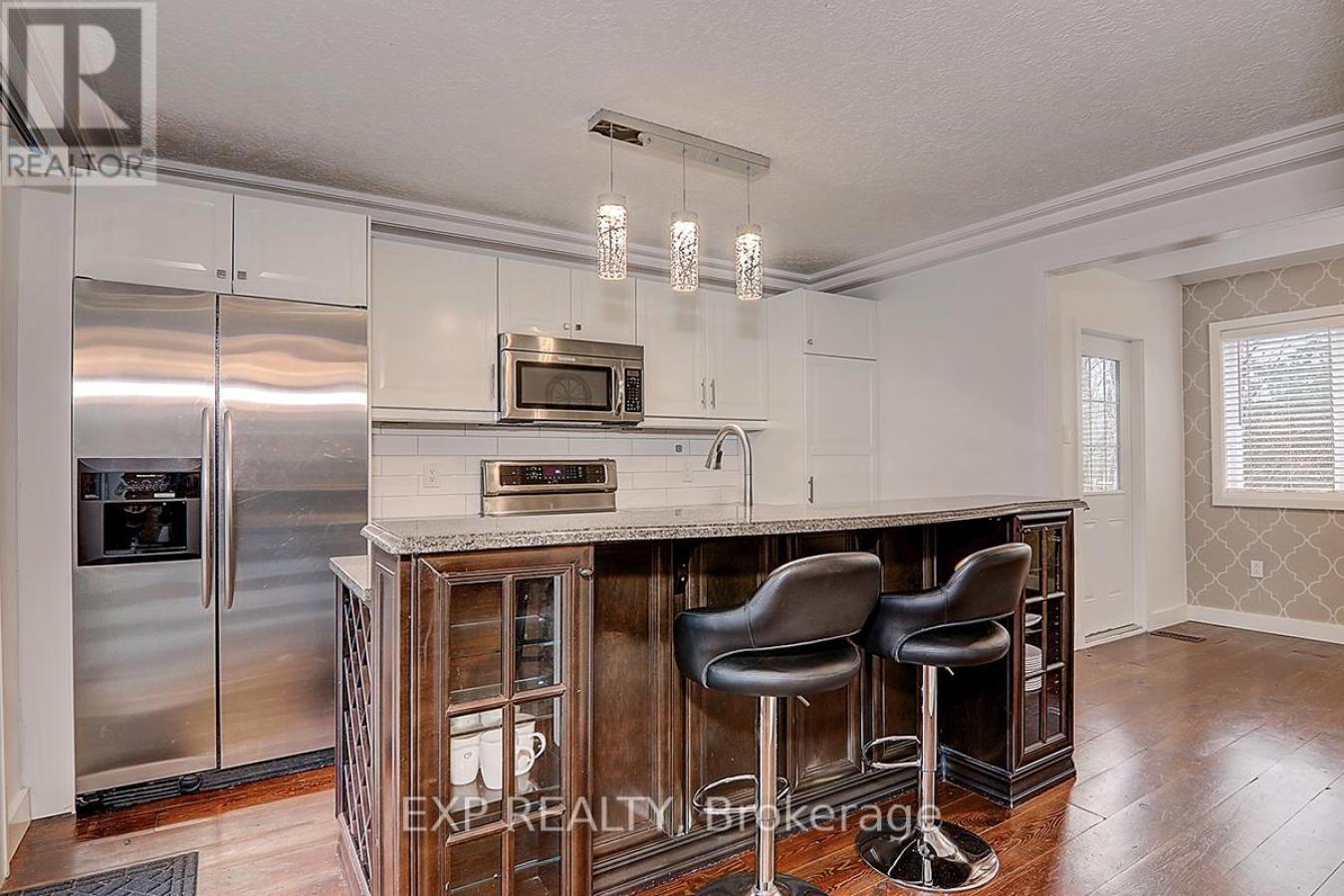 Blue Mountains, ON, L9Y0L1, Canada, 6 Bedrooms Bedrooms, ,5 BathroomsBathrooms,Residential,For Sale,1762717