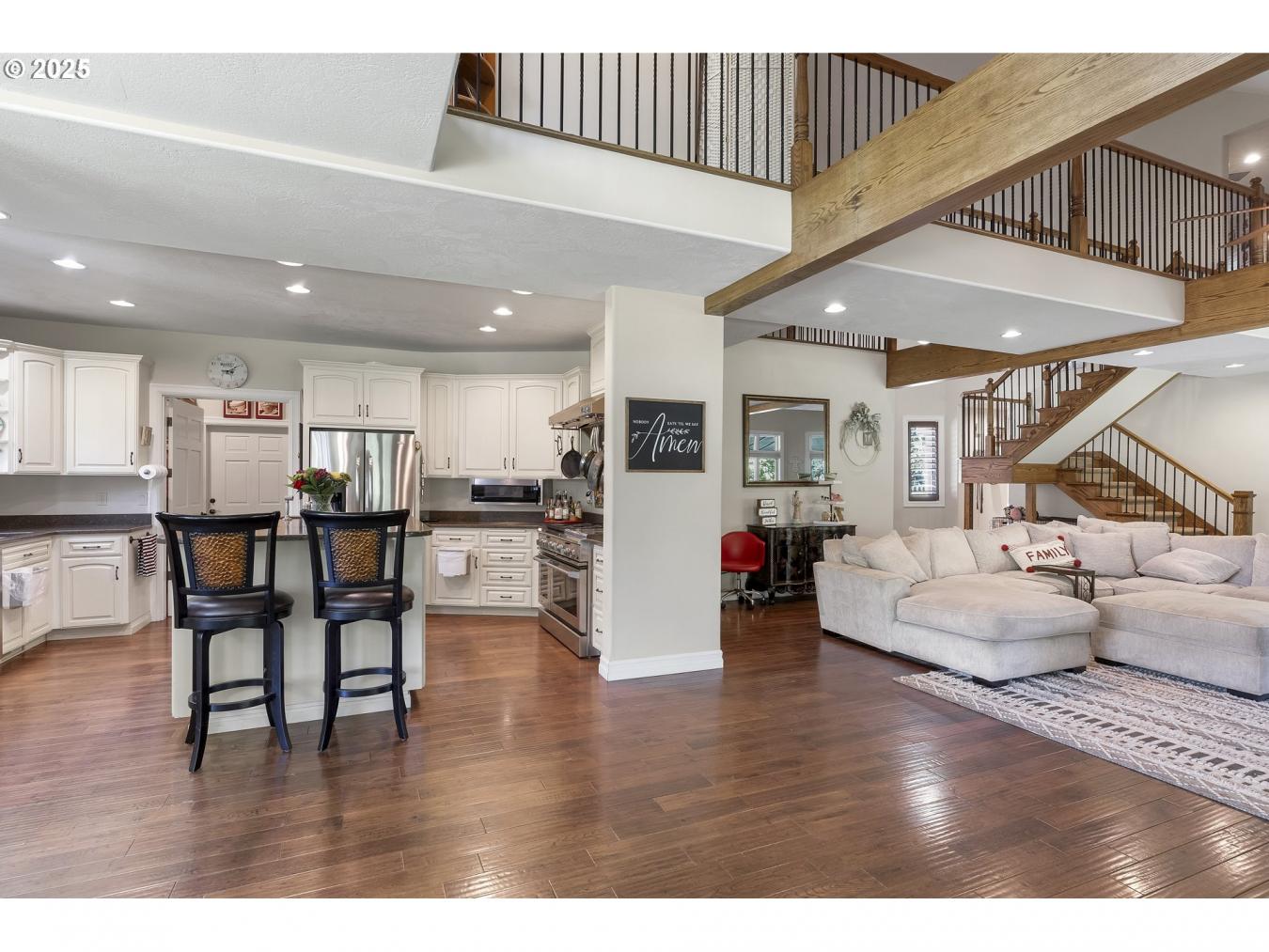 Lebanon, Oregon, 97355, United States, 5 Bedrooms Bedrooms, ,3 BathroomsBathrooms,Residential,For Sale,1765235