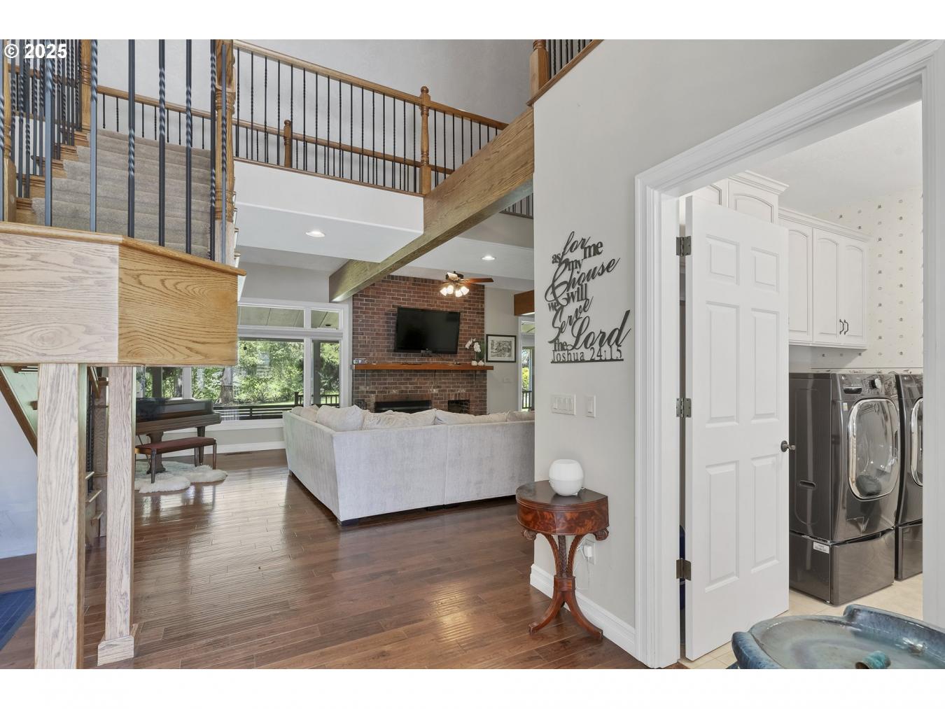 Lebanon, Oregon, 97355, United States, 5 Bedrooms Bedrooms, ,3 BathroomsBathrooms,Residential,For Sale,1765235