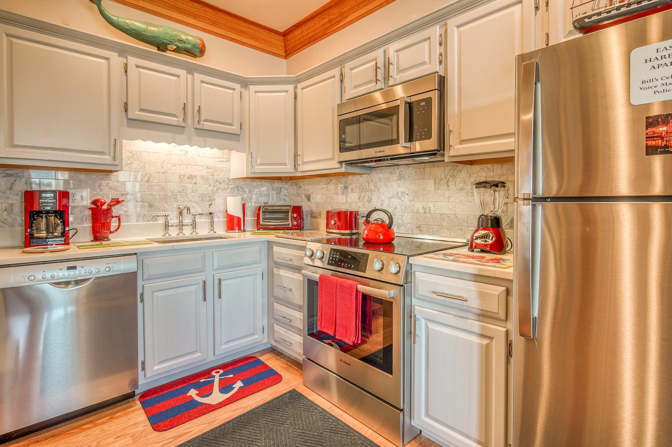 Oak Bluffs, Massachusetts, 02557, United States, 8 Bedrooms Bedrooms, ,6 BathroomsBathrooms,Residential,For Sale,1761464
