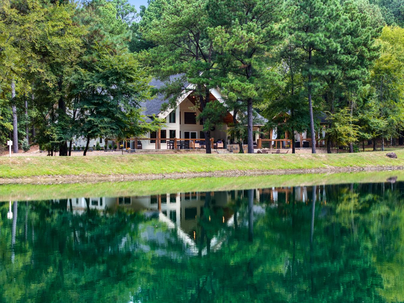 Broken Bow, Oklahoma, 74728, United States, 4 Bedrooms Bedrooms, ,4 BathroomsBathrooms,Residential,For Sale,1765233