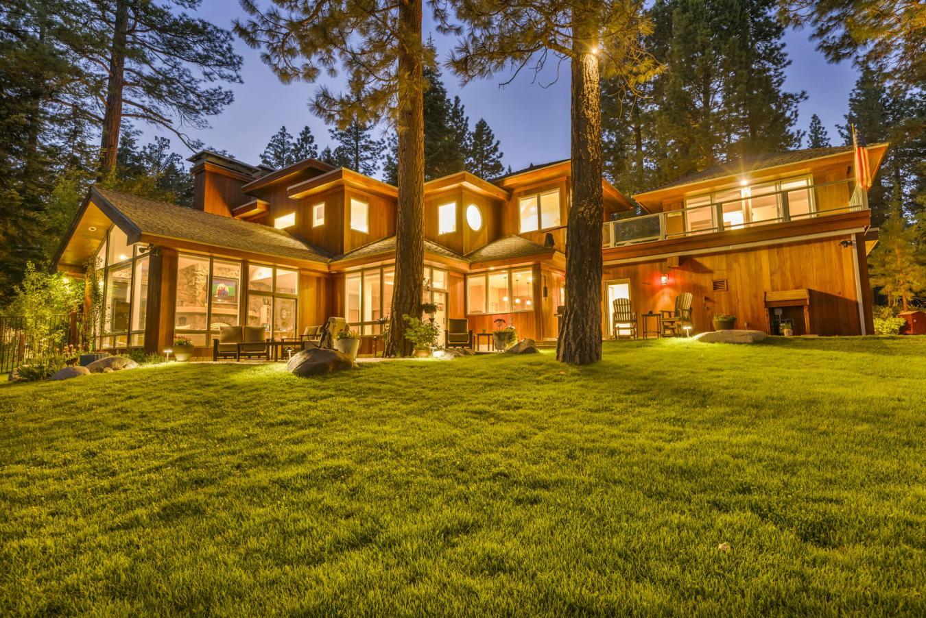 Tahoe Vista, California, 96148, United States, 4 Bedrooms Bedrooms, ,4 BathroomsBathrooms,Residential,For Sale,1761463
