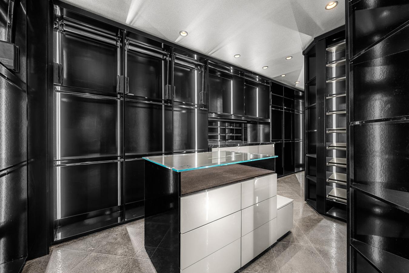 Scottsdale, Arizona, 85255, United States, 4 Bedrooms Bedrooms, ,5 BathroomsBathrooms,Residential,For Sale,1761462