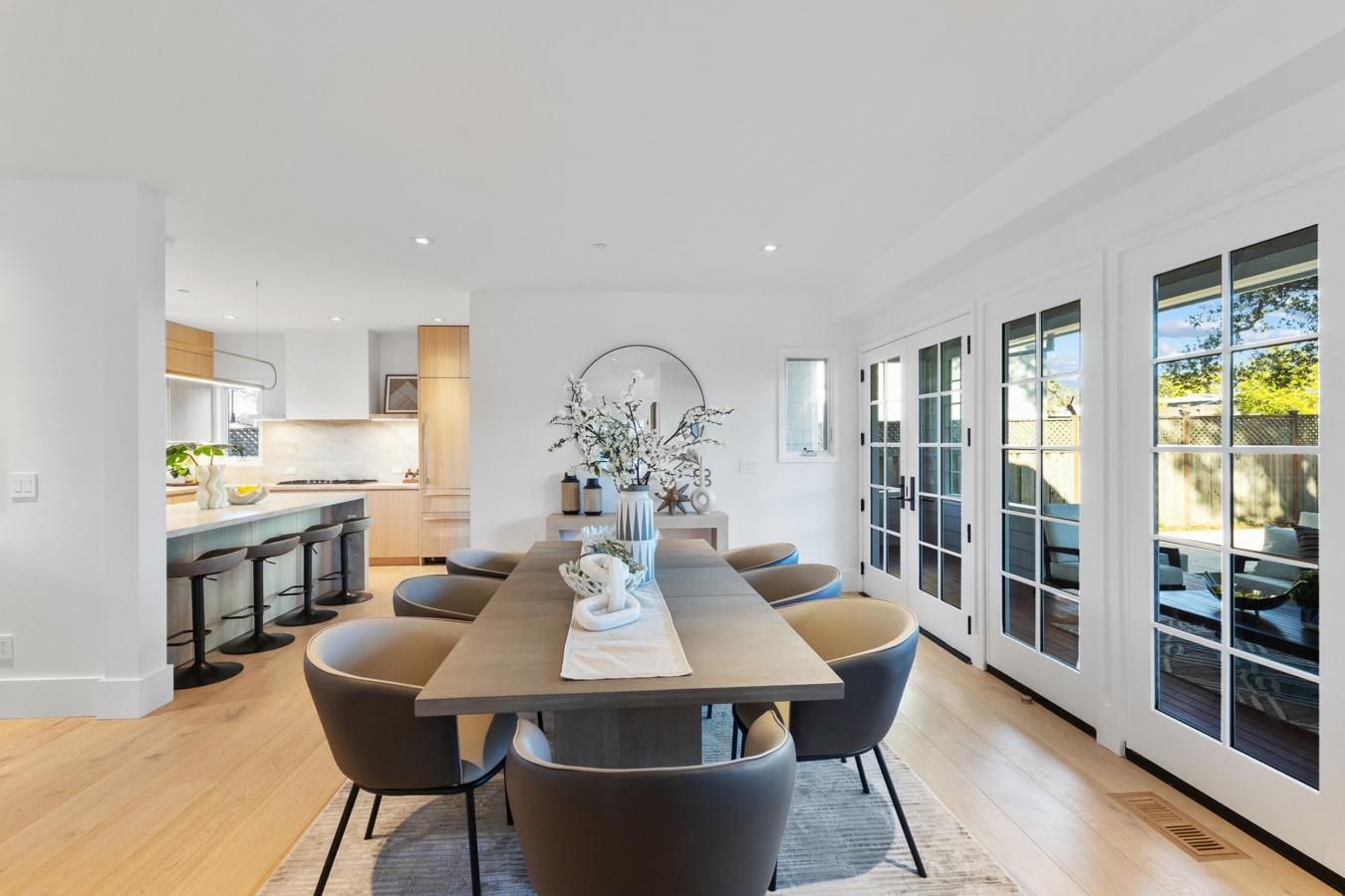 Burlingame, California, 94010, United States, 4 Bedrooms Bedrooms, ,3 BathroomsBathrooms,Residential,For Sale,1765227